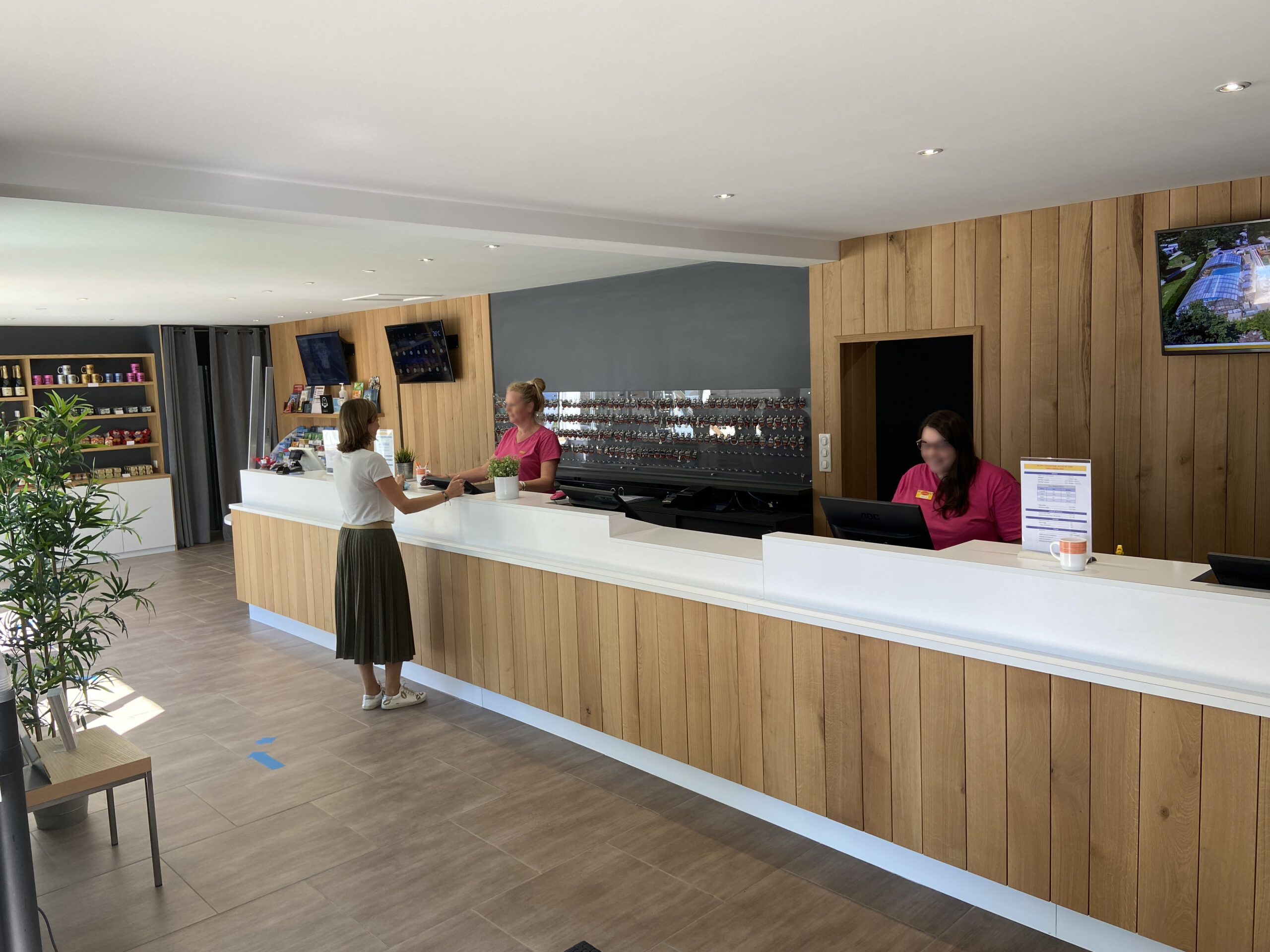 Agencement Camping « Yelloh Village Parc du Val de Loire » – Mesland (41)